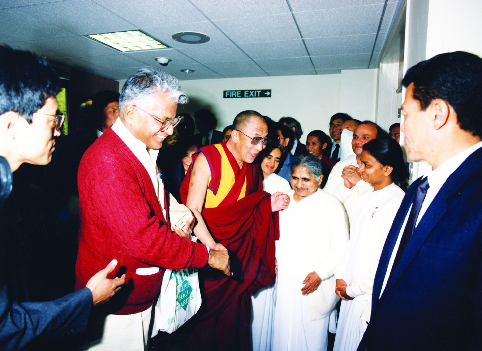 Dalai Lama with Dadi Janki and Sister Jayanti, Global Co-operation House, London, 1993