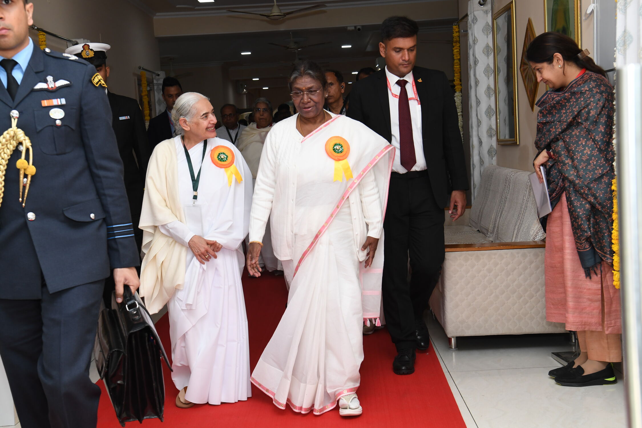 The President of India, Smt Draupadi Murmu with Sister Jayanti, National Convention on Women at ORC, Delhi, February 2023